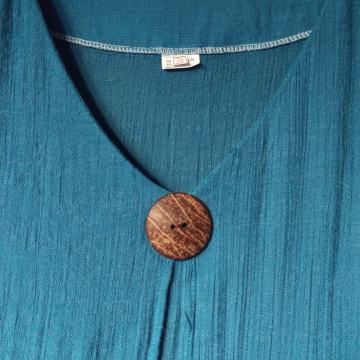 Nova svilena plava bluza dugi rukavi