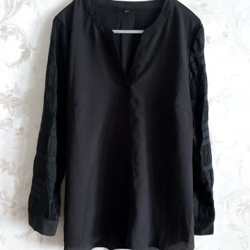 Pulz - crna bluza - 42