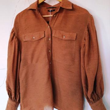 Reserved košulja s voluminoznim rukavima