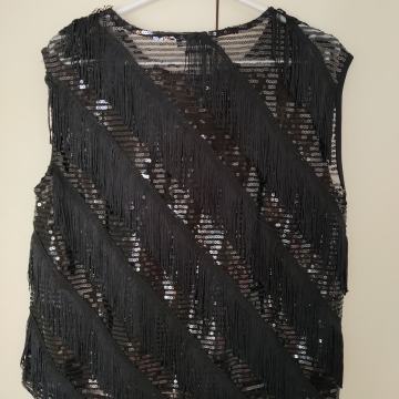 Reserved svečaniji top