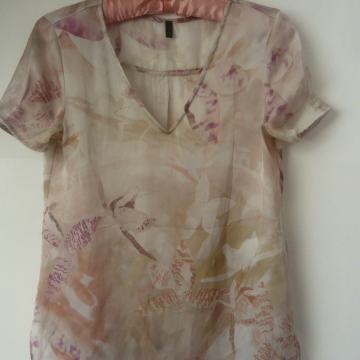 Romantična satenska bluza 36 38 Benetton