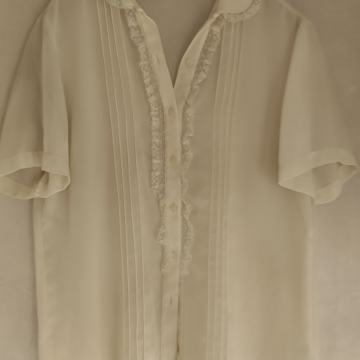 Vintage beige bluzica