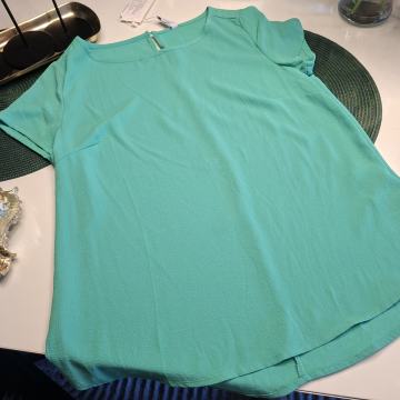 ZELENA BLUZA VEL 38 - NOVO S ETIKETOM