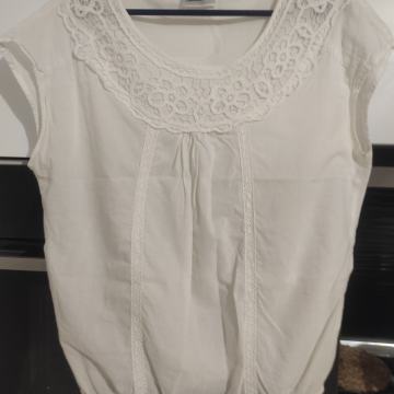 ŽENSKA BLUZA BR. 42