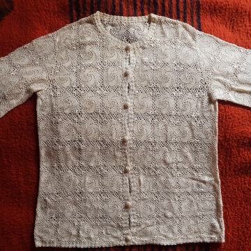 Ženska bluza od čipke- ručni rad