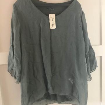 Zenska bluza M - NOVO