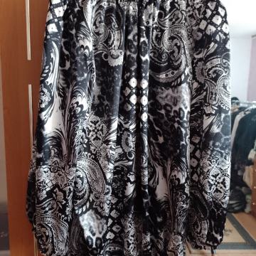 Zenska bluza. Vel . M