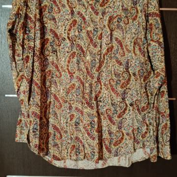 Ženska košulja (pogledaj slike)