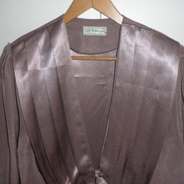 ŽENSKA LAGANA LJETNA KOŠULJA / BLUZA 40 M