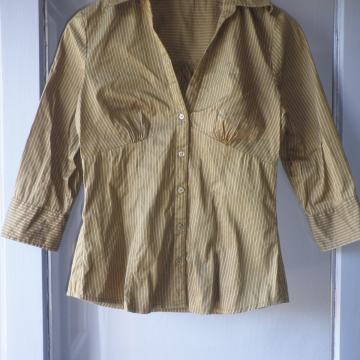 ŽENSKA LAGANA PAMUČNA KOŠULJA 34 / 36 S