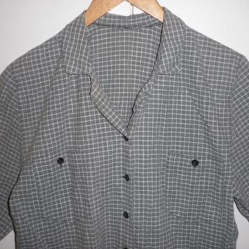 ŽENSKA LAGANA PAMUČNA KOŠULJA 38 - 40 M