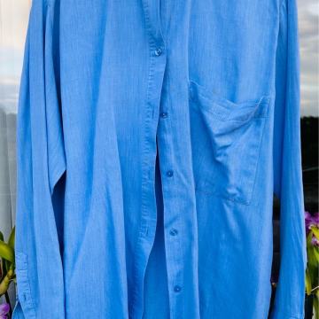 Ženska plava košulja / bluza