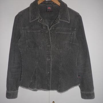 ŽENSKA TOPLA SAMTANA KOŠULJA 34 XS