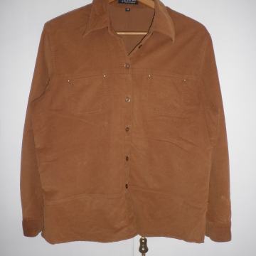 ŽENSKA TOPLA SAMTANA KOŠULJA 42 L