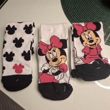 ČARAPE NA MINNIE vel.  UNI -  NOVO