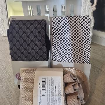 Troje hulahopke,veličine M.