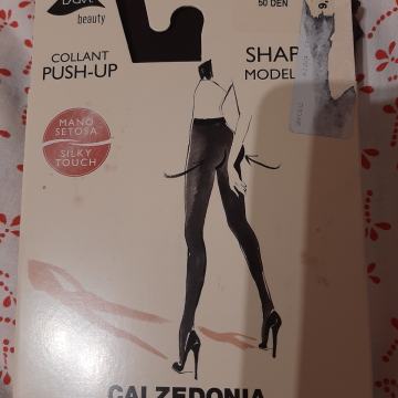 Nove ženske hulahopke  Calzedonia push up