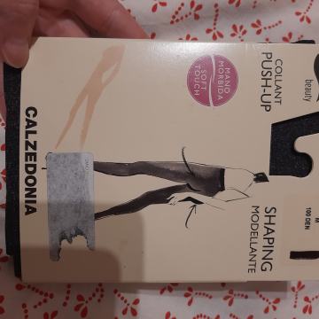 Nove ženske hulahopke  Calzedonia push up