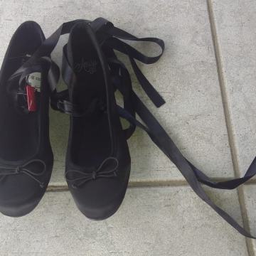 2+1 gratis! Potpuno nove satenske balerinke, br.37