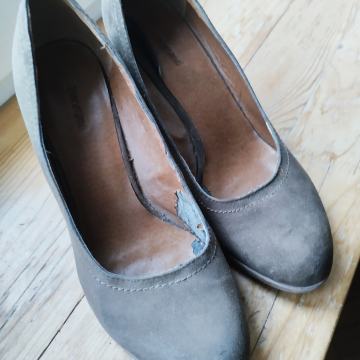 Antilop zelenkaste salonke s visokom petom br 40