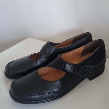 ARA KOŽNE BALERINKE br. 42