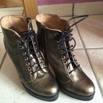 Asos gležnjače broj 38