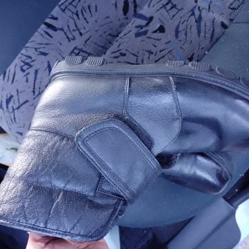 B.Bruni br 41 kožne udobne,postavljene gležnjače kvalitetne