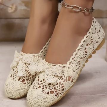 BIJELE I CRNE ČIPKANE CIPELE BALERINKE BR 37 - NOVO