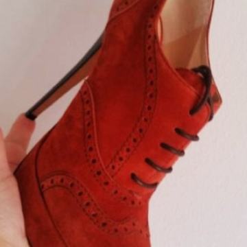 BALLIN! TOPBRAND!%%%KOŽNE SVE!DRAGI LJUDI! FINE GLEŽNJAČE! NOVE SKROZ!