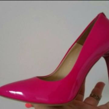 BAYLA! NOVE KOŽNE STILETTO! UDOBNE..SVE KOŽA POSEBNE