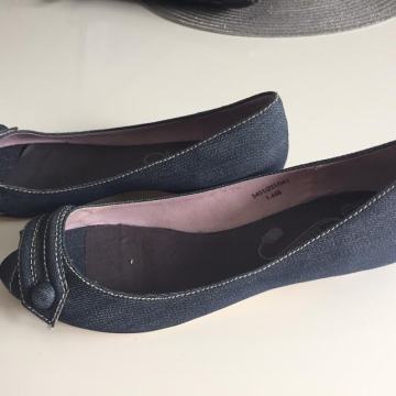 bershka cipele 36 novo