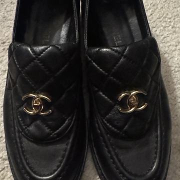 Chanel mokasine