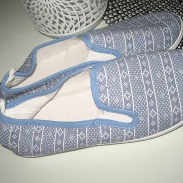 LAGANE CIPELE  br. 37  N O V O