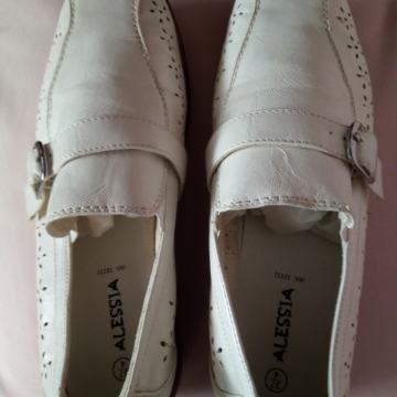 Cipele br.37-bijele-Alessia