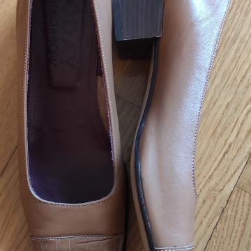 CIPELE br.41 KOŽNE NOVO