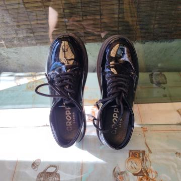 cipele cropp br. 38