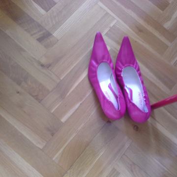 Cipele tamnija pink boja