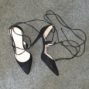 CIPELE NA VEZANJE BR. 37 - NOVO