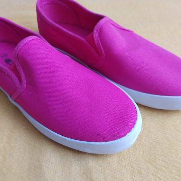 Cipele ženske "Elviton" br 39 nove