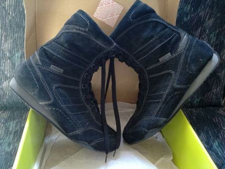 Coconut gležnjače br. 38 nove brušena koža