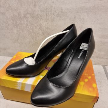 Crne kožne cipele Graceland 39 - NOVO