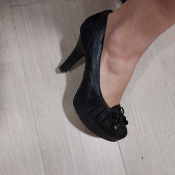 Crne ženske cipele, br. 39