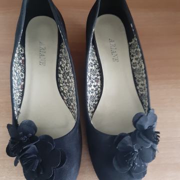 Elegantne cipele br. 40