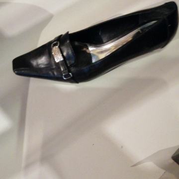 ESPRIT  kožne crne salonke br. 41