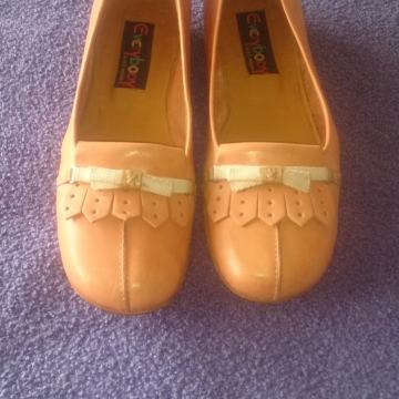 EVERYBODY CIPELE 38 BALERINKE NISKA POTPETICA LOAFERICE NARANČASTE