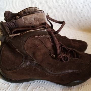 Ženske cipele Geox  br. 39 od brušene kože