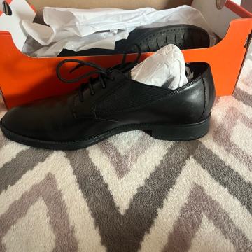 Geox nove loaferice vel. 39