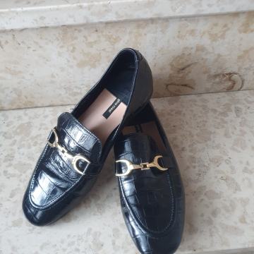 Gino Rossi kozne cipele br 39