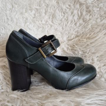 NOVE Guliver cipele br.38