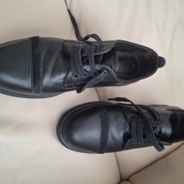 GULIVER kozne cipele br 39